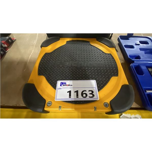 FIELDPIECE PORTABLE PACKAGE SCALE IN SOFT TRANSPORT CASE