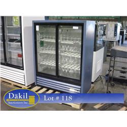 True mod: GDM-41SL-60 2dr Refrigerated Merchandiser