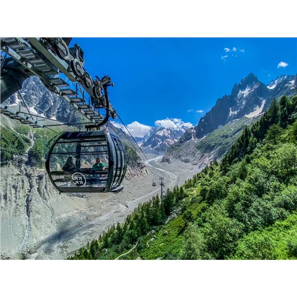 Alpine Elegance in Chamonix
