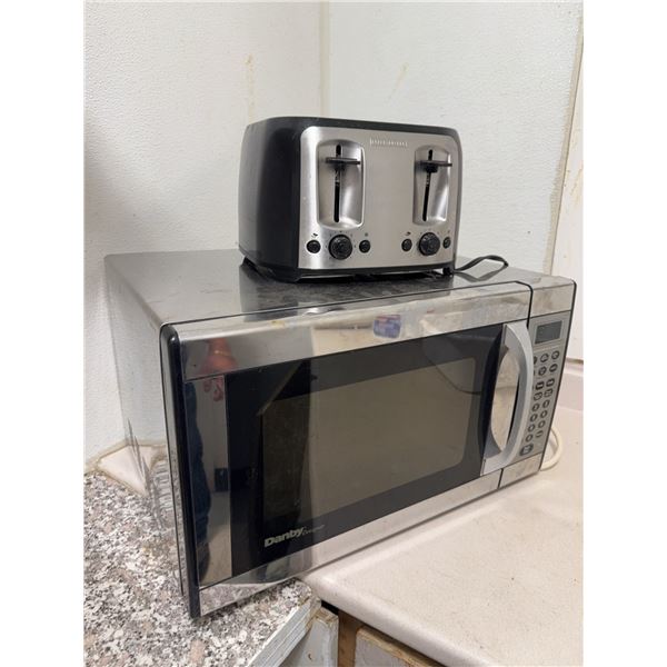 Danby Microwave and Black & Decker Toaster Bundle
