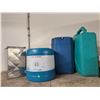 Image 1 : 4 Storage Containers Including Reliance Water Carrier
