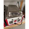 Image 1 : Commercial Electric Food Warmer with Stainless Steel Lid