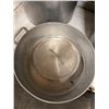 Image 4 : Three Large Aluminum Stock Pots with One Lid