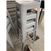 Image 3 : 8 Stackable Grey Metal Bar Stools