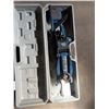 Image 2 : Hydraulic Floor Jack with Plastic Carry Case