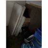 Image 2 : Plastic Containers, Tables, Bins, Carts and Crates