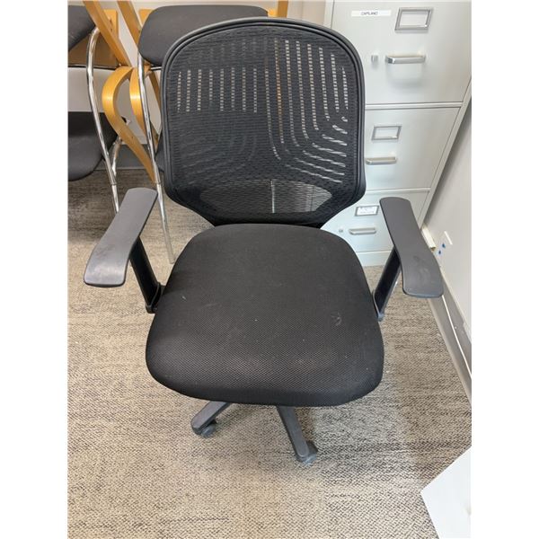 Black Mesh Office Chair