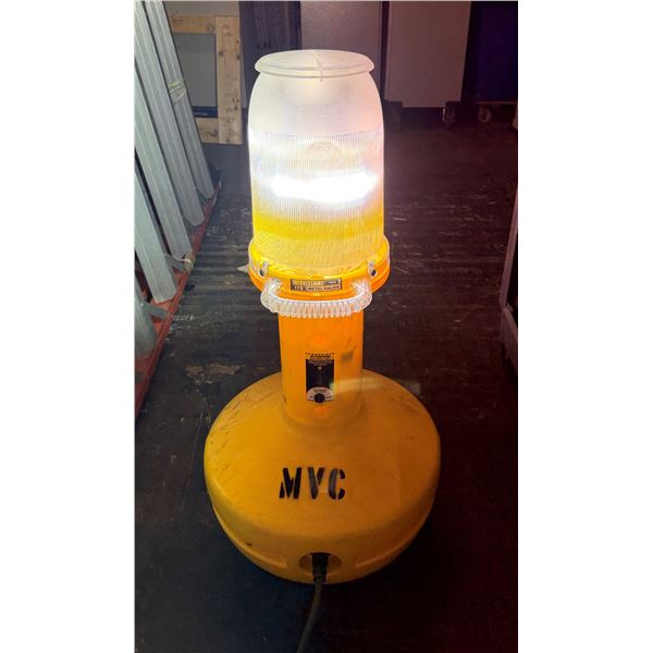 Wobble Light Industrial Temporary Jobsite Lighting 16" Dia, 35"H