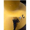 Image 7 : Wobble Light Jr. Industrial Temporary Jobsite Lighting 11" Dia, 27"H