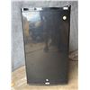 Image 1 : General Electric SFR03BAZABB Compact Refrigerator (Works)