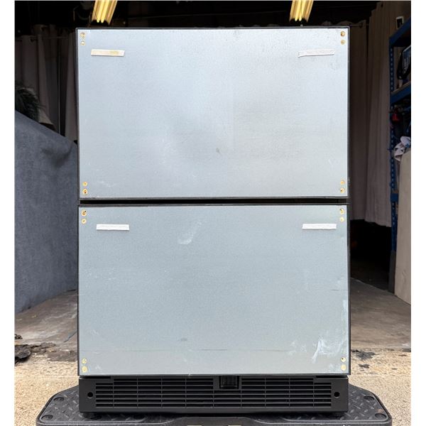 KitchenAid KUDR204KPA00 Drawer Refrigerator 24" x 23" x 34"H (Works)