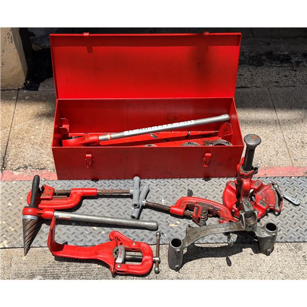 Ridgid Pipe Threading Kit: Pipe Cutters, Reamer, Ratchet, Die Heads, Clamps, etc