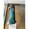 Image 7 : Makita DX01 Dust Extractor Attachment & XMT03 Oscillating Multi-Tool  (Untested - No Battery - Funct