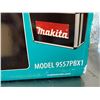 Image 5 : Makita 9557PBX1 Angle Grinder in Box