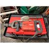 Image 2 : Hilti TE 905-AVR Demolition Hammer in Hard Case (works)