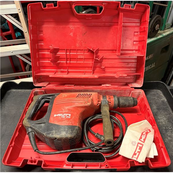 Hilti TE 70 SDS-Max Combi-Hammer in Hard Case (works)