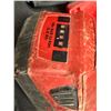 Image 7 : Hilti TE 4-A18 Rotary Hammer w/ Charger in Hard Case (works)