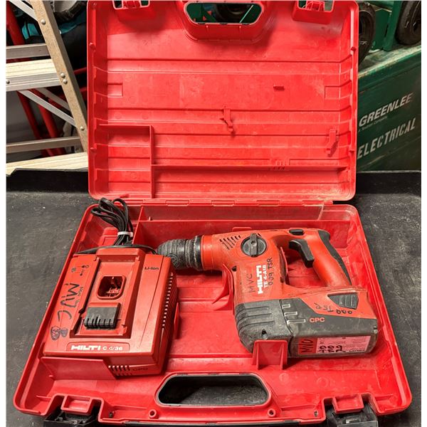 Hilti TE 4-A18 Rotary Hammer  w/ Charger in Hard Case (works)