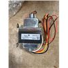Image 5 : Qty 7 Boxes Johnson Controls Y64T15-0 UL Class 2 Control Transformers