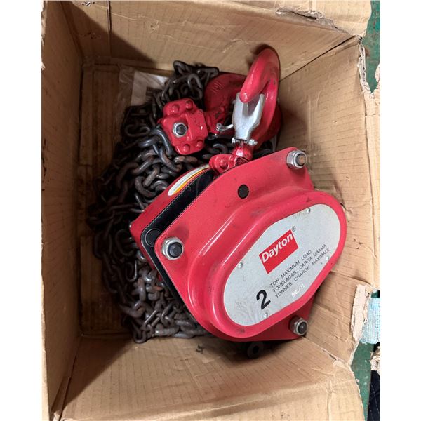Dayton 2 Ton Manual Hand Chain Hoist