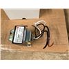 Image 7 : Box Veris X050BAA Control Transformers w/ Foot & Single Threaded Hub Mounting