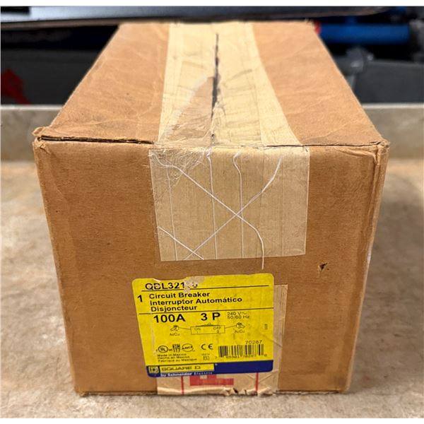 Box Square D QDL32200 Circuit Breaker