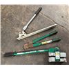 Image 1 : Greenlee 1810 Little Kicker Offset Bender, Cable Cutters & Wiremold 605 Raceway Cutter