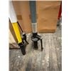 Image 5 : Doc's LongShooter Fiberglass Extension Pole, Hilti X-PT 351 Modular Pole Tool System, etc