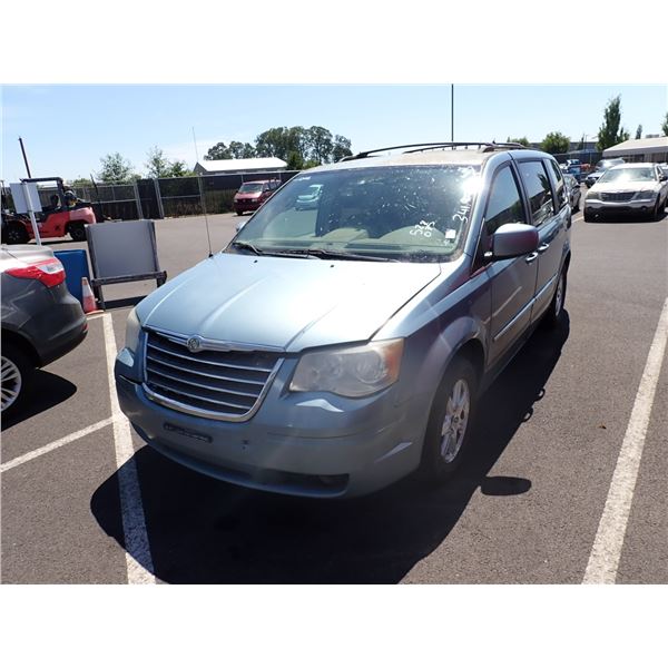 2009 Chrysler Town and Country