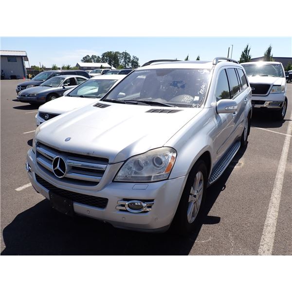 2008 Mercedes-Benz GL320