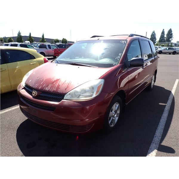 2004 Toyota Sienna