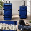 Image 1 : Duffle Luggage Lot