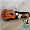 Image 2 : Traditional Mahogany Soprano Uke Lot