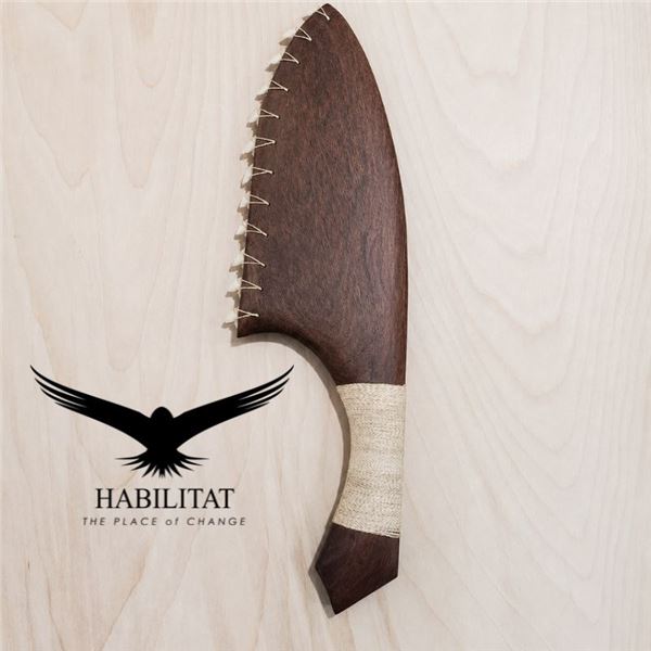 Hawaiian Hardwood Leiomano with Faux Shark Teeth 21"