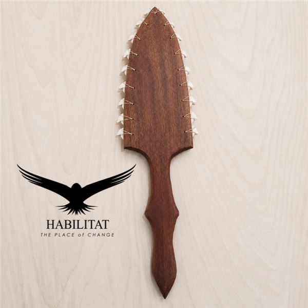 Hawaiian Hardwood Leiomano with Faux Teeth 23"