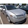 Image 2 : 2010 Lincoln MKT