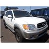 Image 2 : 2004 Toyota Sequoia