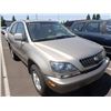 Image 2 : 1999 Lexus RX 300