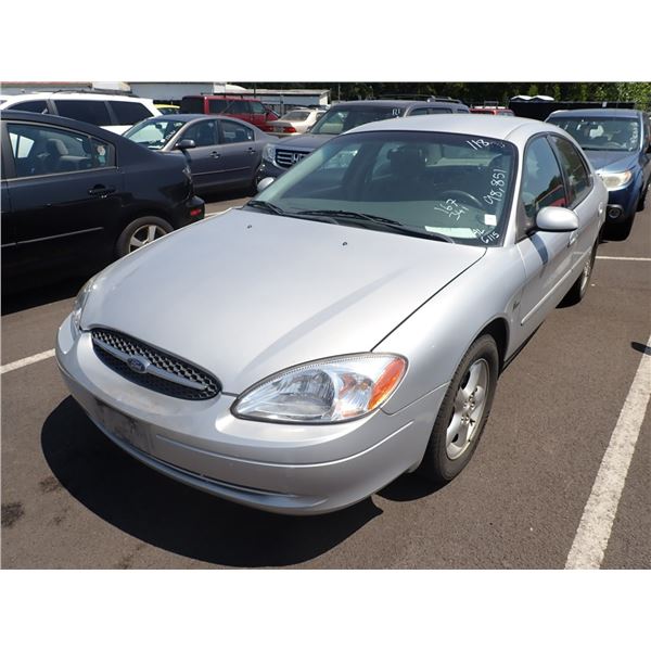2000 Ford Taurus