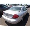 Image 3 : 2000 Ford Taurus