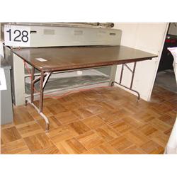 FOLDING TABLES (X2)