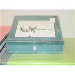 CABINETS (X3) W/DIVIDER