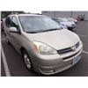 Image 2 : 2005 Toyota Sienna
