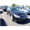 Image 2 : 2011 Chrysler 200