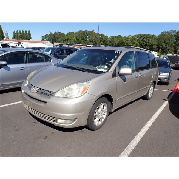 2005 Toyota Sienna