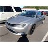 Image 1 : 2015 Chrysler 200