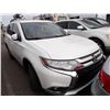 Image 2 : 2016 Mitsubishi Outlander