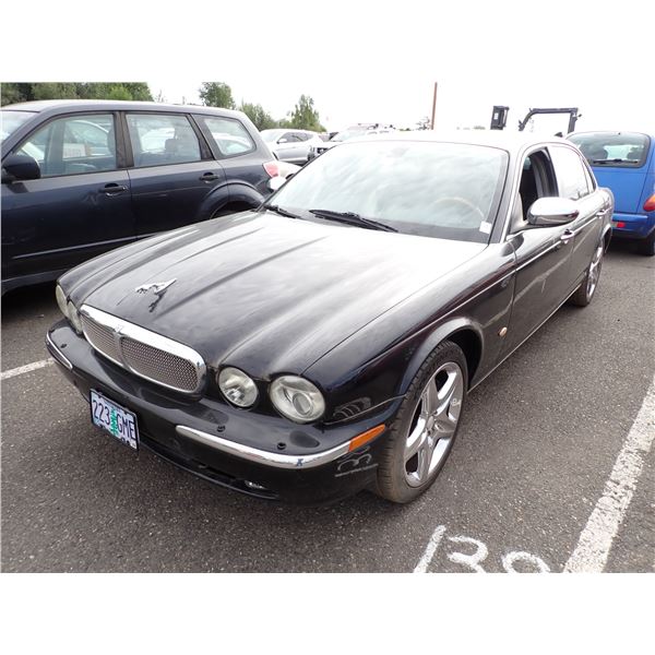 2007 Jaguar XJ8L