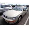 Image 1 : 1999 Nissan Maxima