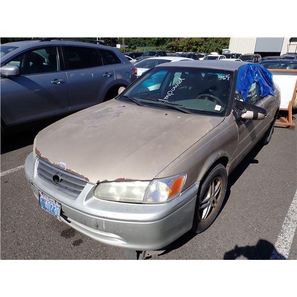 2001 Toyota Camry
